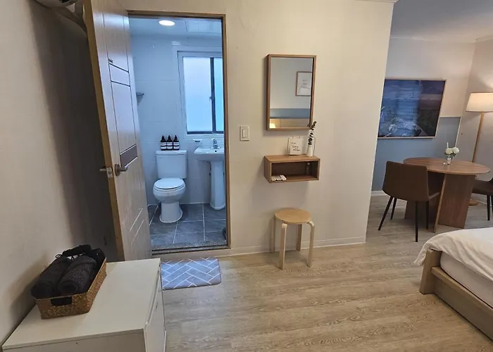 Affittacamere Omg House *